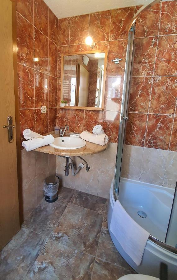 Franceska Apartmani Cres Luaran gambar