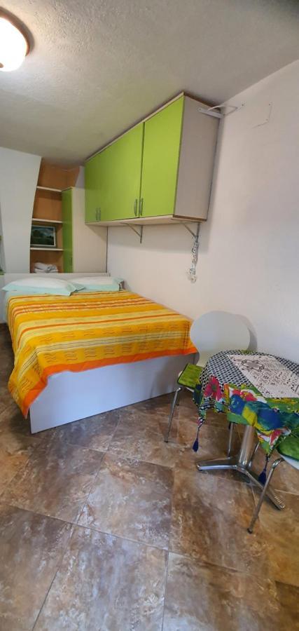 Franceska Apartmani Cres Luaran gambar