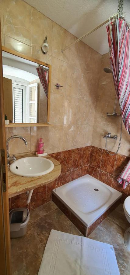 Franceska Apartmani Cres Luaran gambar