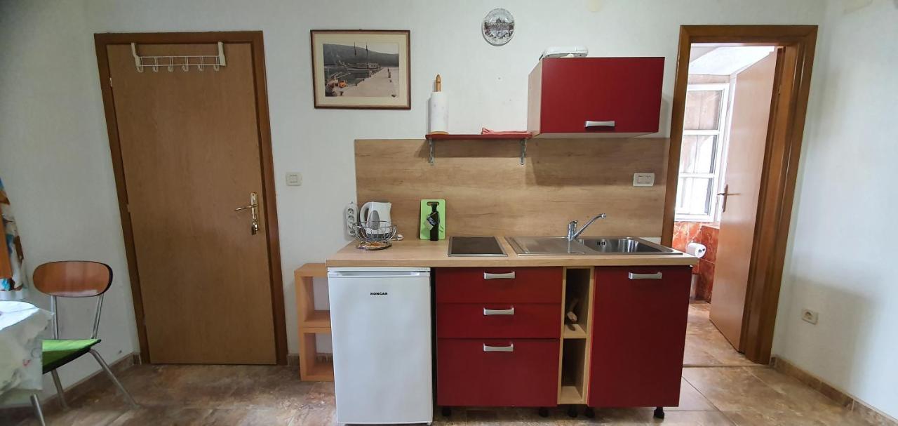 Franceska Apartmani Cres Luaran gambar