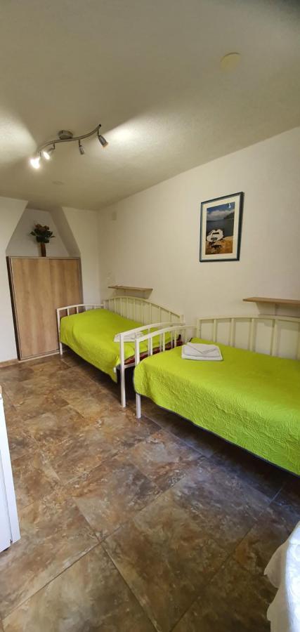 Franceska Apartmani Cres Luaran gambar